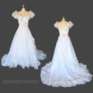 Vintage 80s White Wedding Dress Size M L Chiffon Lavender Rosettes Fairytale